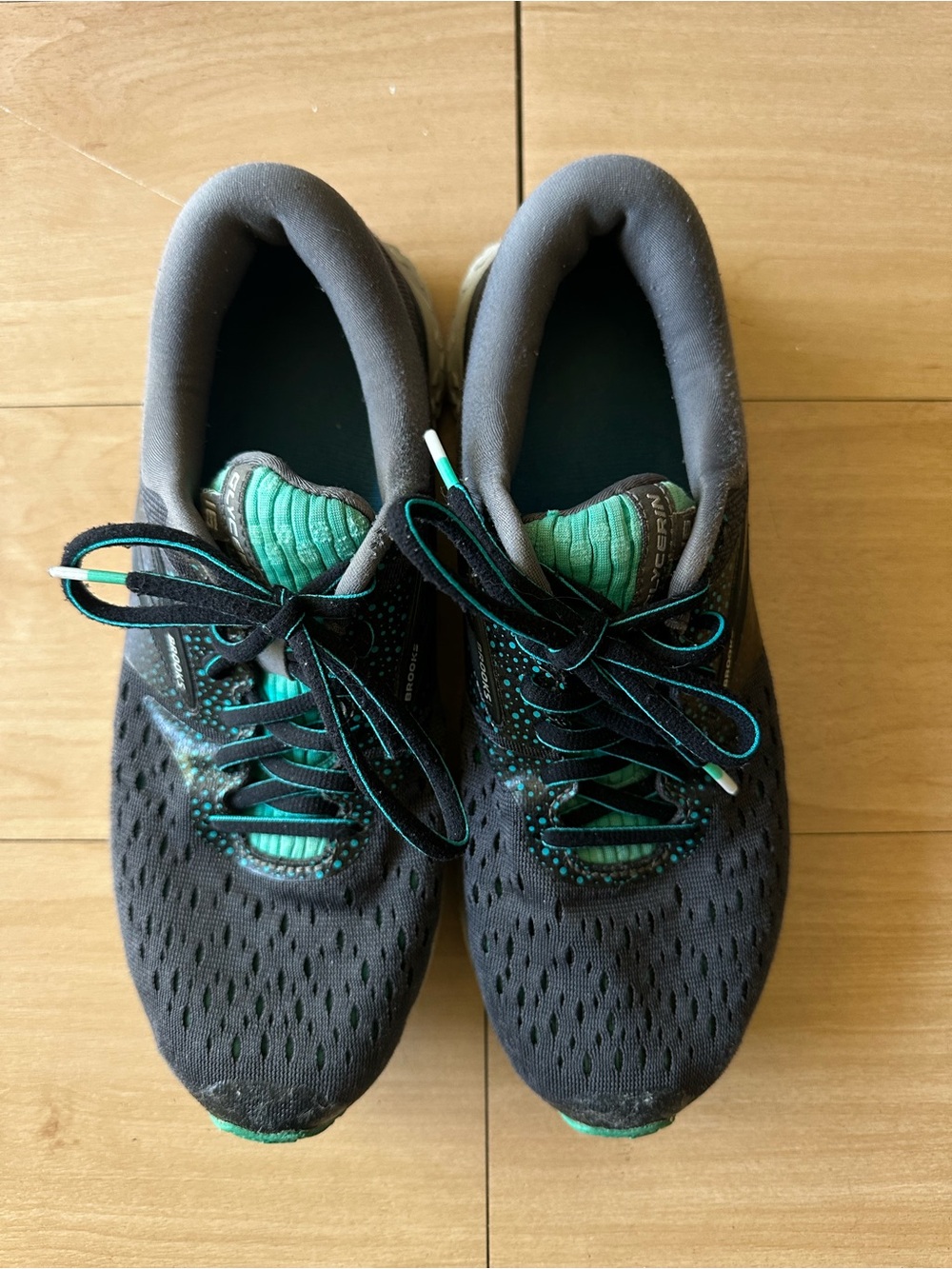 Brooks Glycerin 16 Women's Running Sneaker Size 9.5 Black Grey Gym Workout Walk